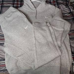 Nike Jogging Suit (Gray)